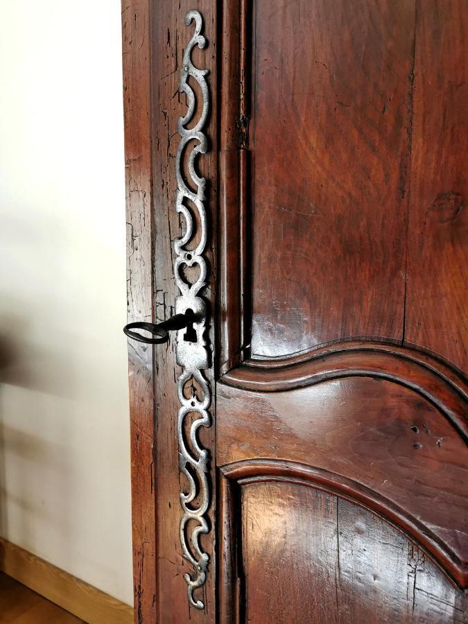 Les Jardins De Camelot Bed and Breakfast Villegouge Εξωτερικό φωτογραφία